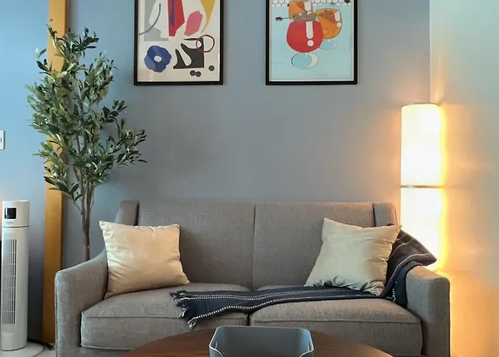 New! Tranquil & Cozy Wi-fi 350mbps Uptown Bgc Backhome5