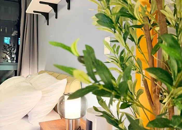Apartment New! Tranquil & Cozy Wi-fi 350mbps Uptown Bgc Backhome5 *