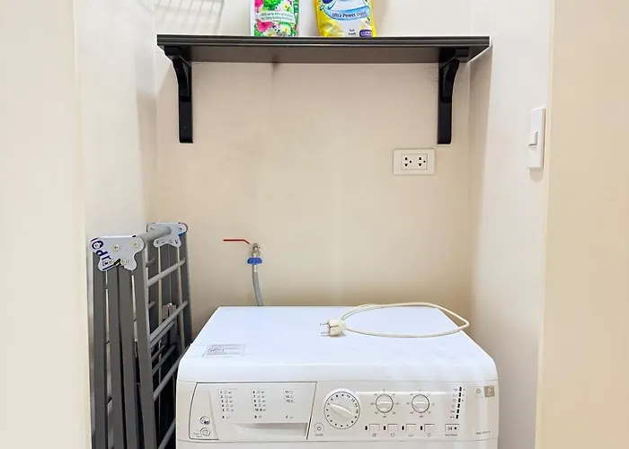 Apartment New! Tranquil & Cozy Wi-fi 350mbps Uptown Bgc Backhome5 Manila