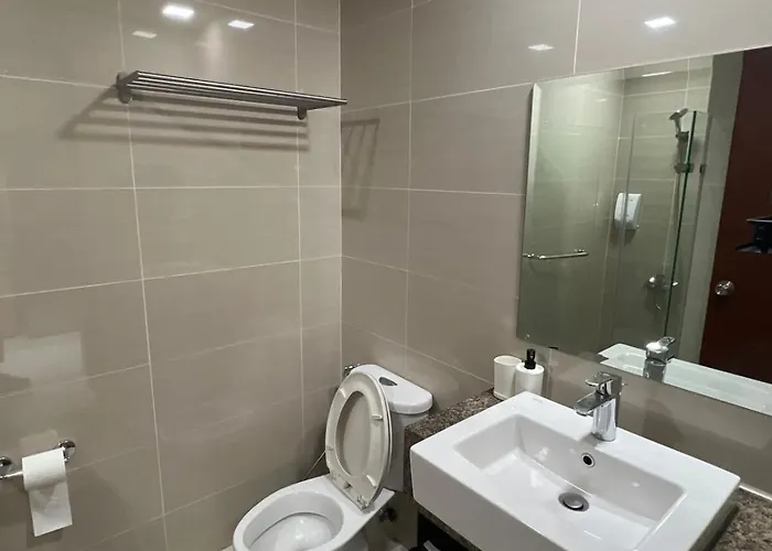 Apartment New! Tranquil & Cozy Wi-fi 350mbps Uptown Bgc Backhome5