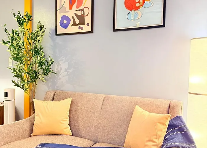 New! Tranquil & Cozy Wi-fi 350mbps Uptown Bgc Backhome5