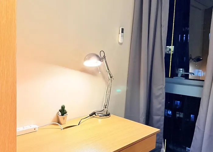 Apartment New! Tranquil & Cozy Wi-fi 350mbps Uptown Bgc Backhome5 Manila