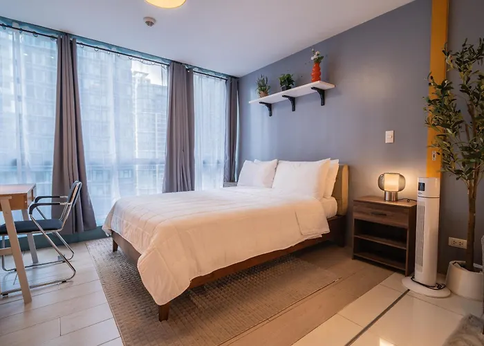New! Tranquil & Cozy Wi-fi 350mbps Uptown Bgc Backhome5 Apartment