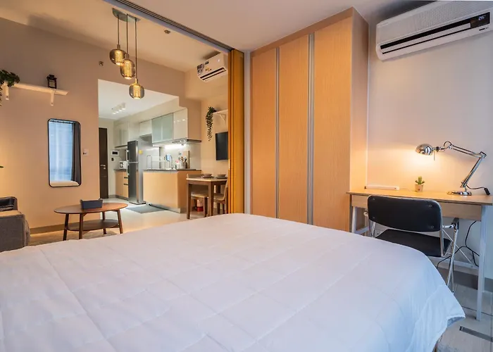 New! Tranquil & Cozy Wi-fi 350mbps Uptown Bgc Backhome5 Apartment *