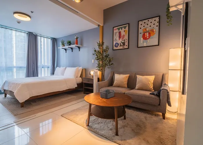Apartment New! Tranquil & Cozy Wi-fi 350mbps Uptown Bgc Backhome5 *